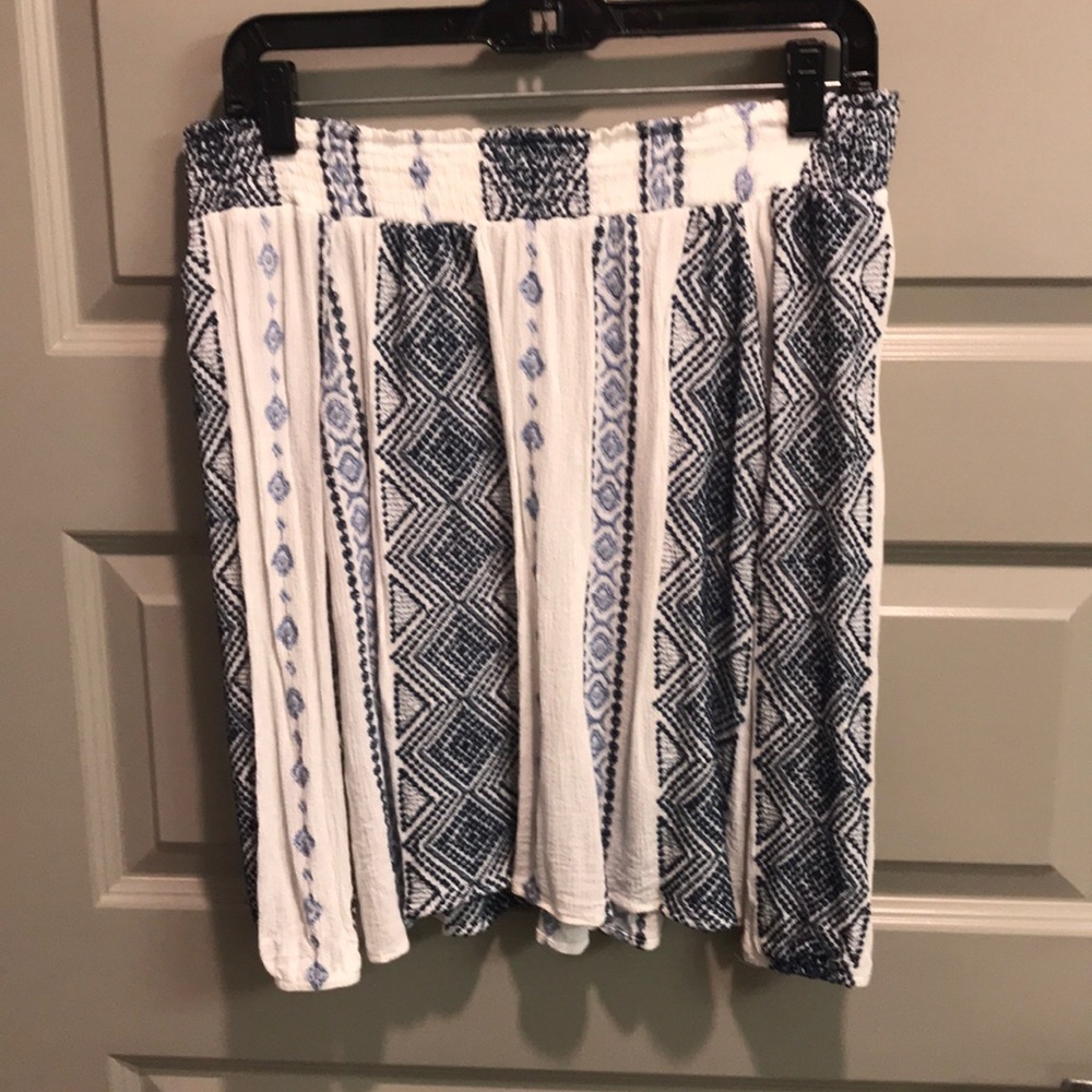Off the shoulder blue patterned top
